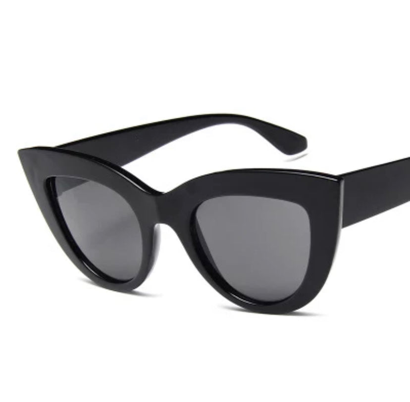 Retro Black Cat Eye Glasses